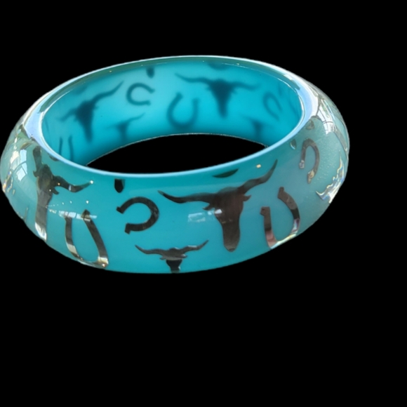 Jewelry - Blue Southwestern Bangle bracelet
